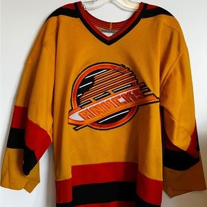 Vintage style Canucks jersey